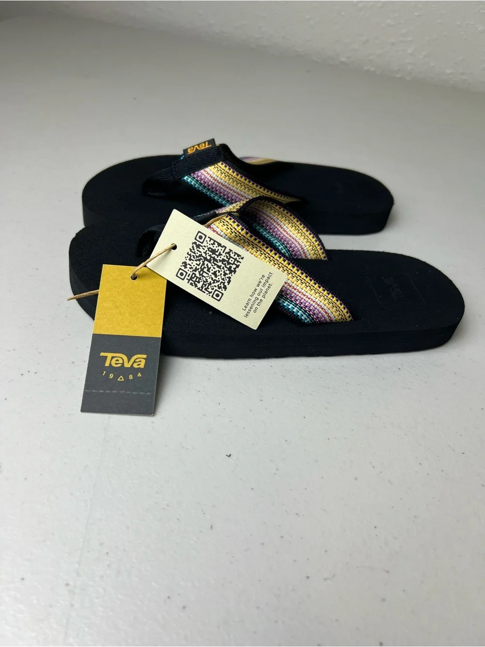 Teva NWT Girls Flip Flop Sandals